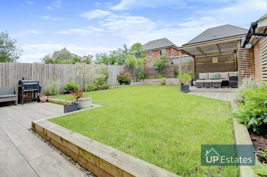 Flanders Close, Burbage, Hinckley 4 bed detached house for sale £450,000