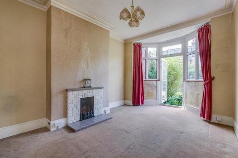 37 Braemar Avenue, London, SW19 8AY