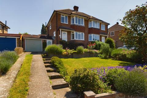 12 The Ruffetts, South Croydon, CR2 7LQ