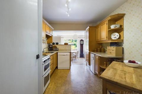12 The Ruffetts, South Croydon, CR2 7LQ