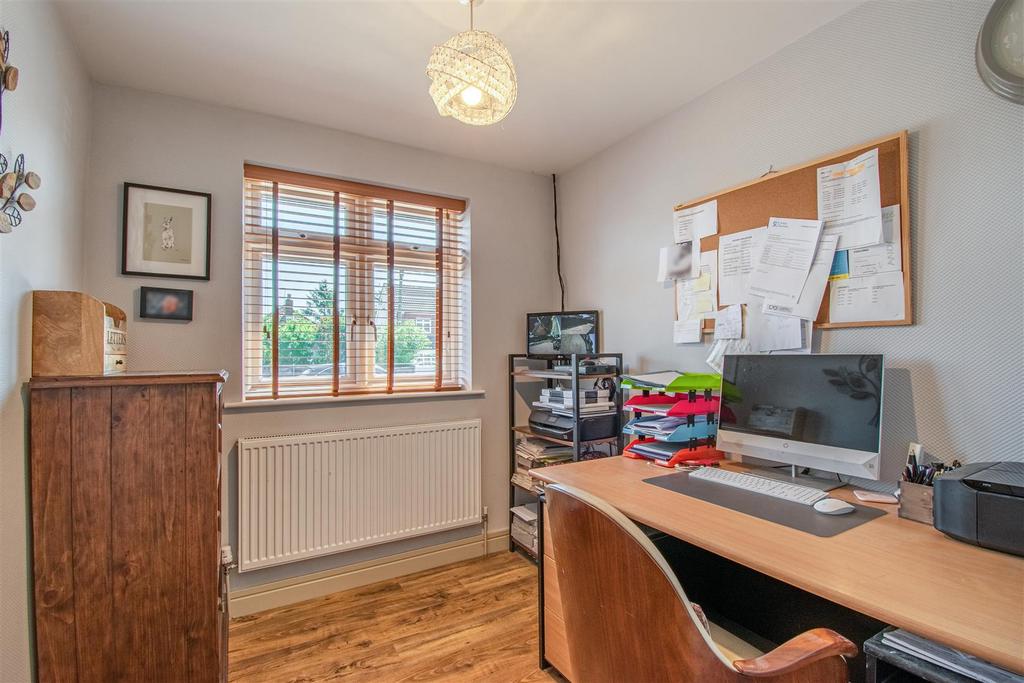 8549382-interior15.jpg