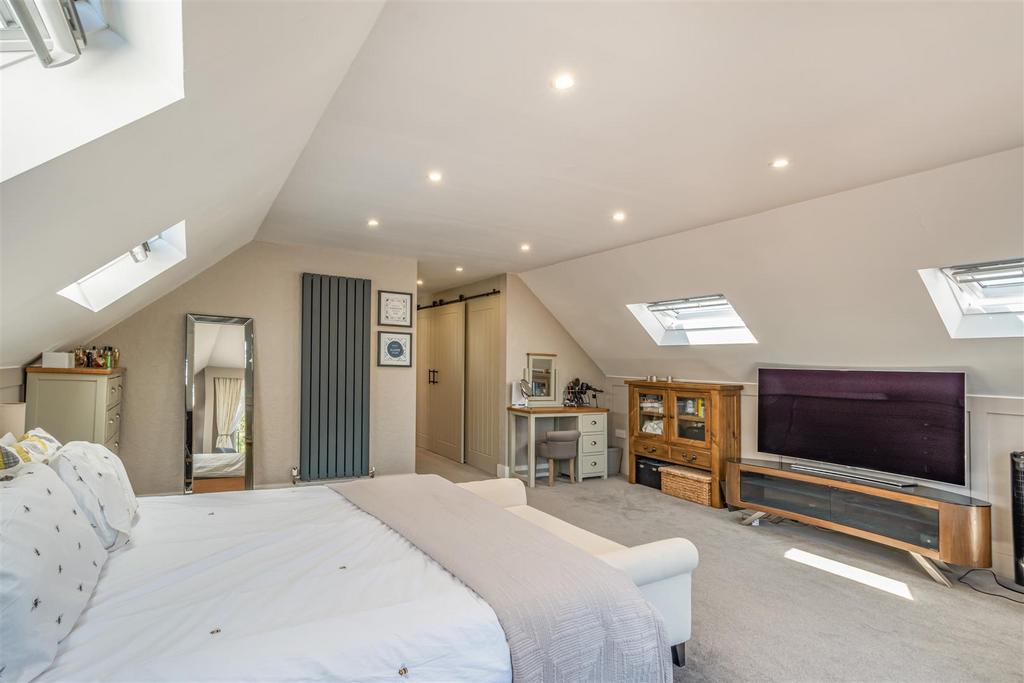 8549382-interior08.jpg