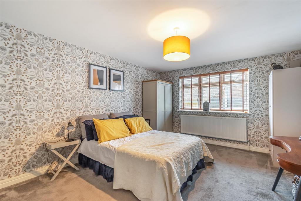 8549382-interior09.jpg