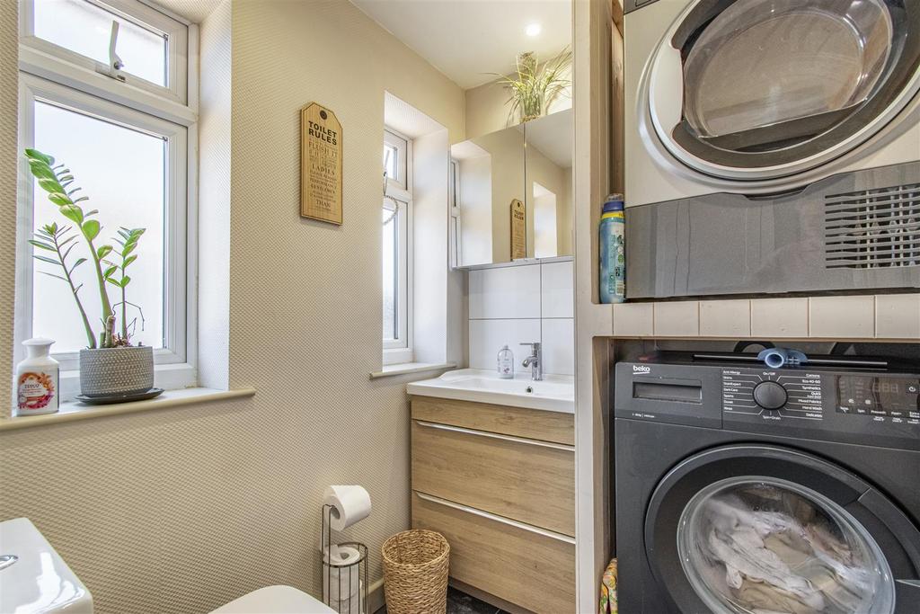 8549382-interior27.jpg