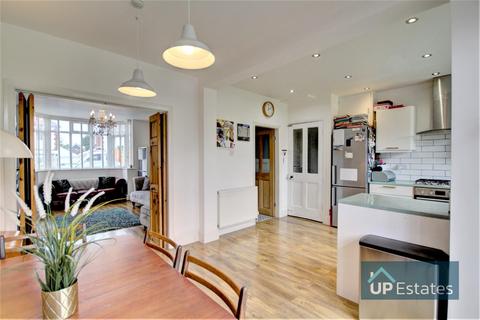 120 Arnold Avenue, Coventry, CV3 5NE