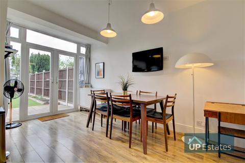 120 Arnold Avenue, Coventry, CV3 5NE