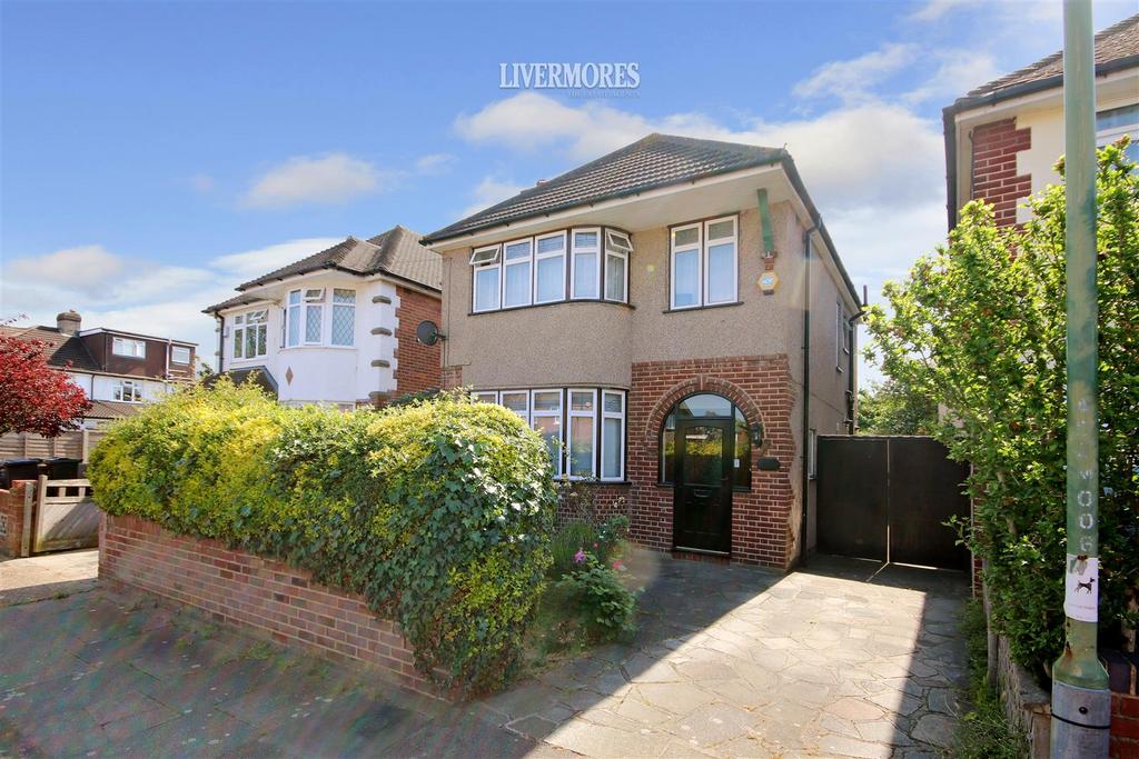 Denver Road, Dartford 3 bed detached house for sale £550,000