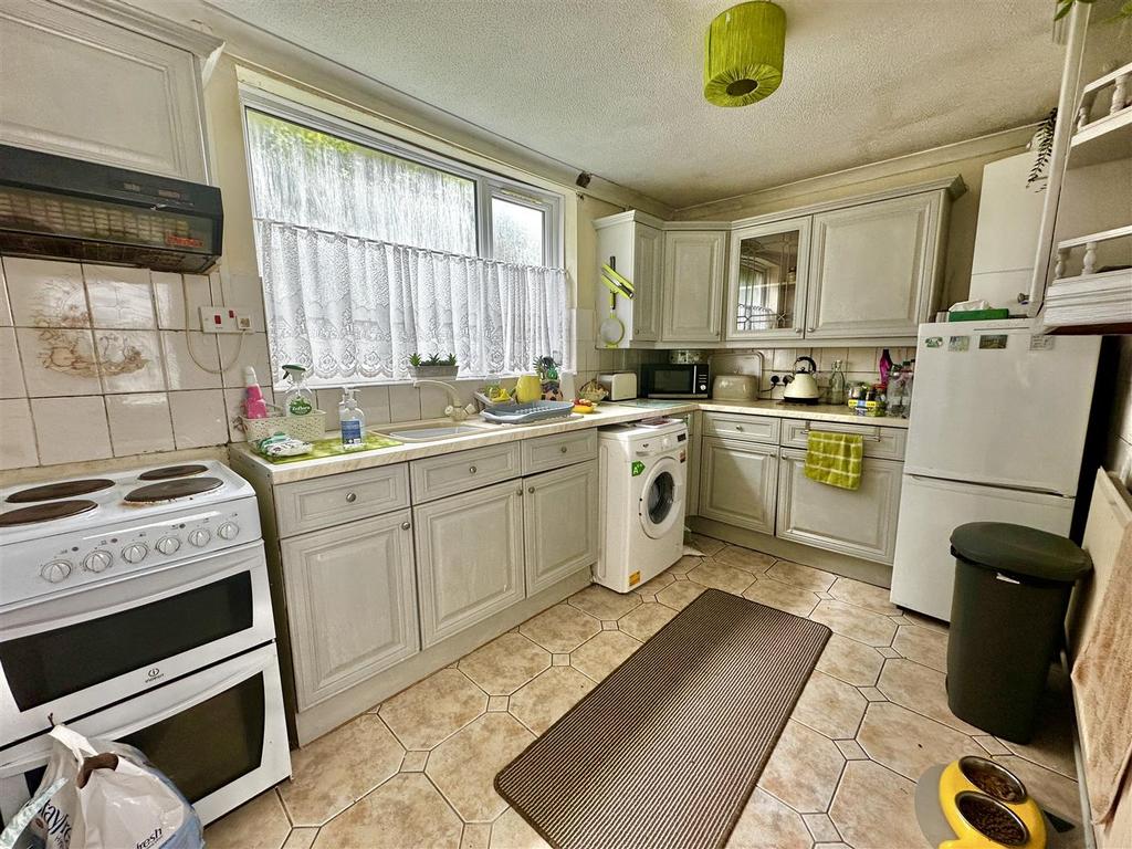 New Road, Cockett, Swansea 2 bed end of terrace house for sale £115,000