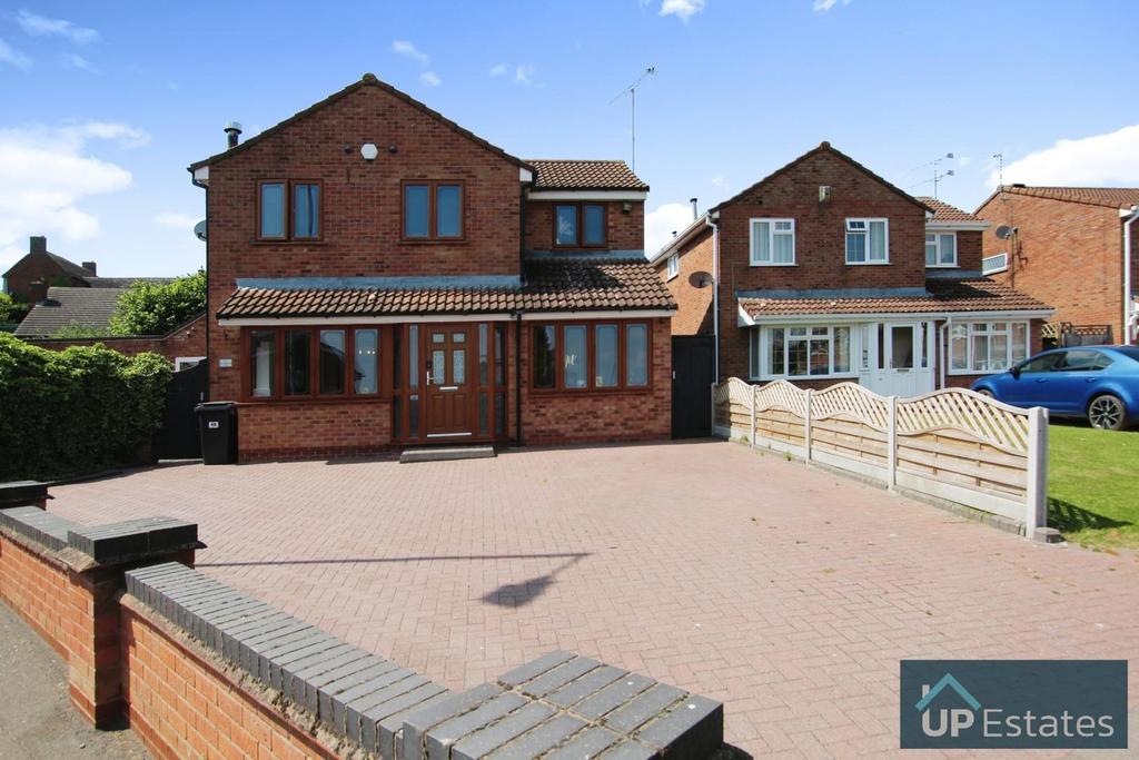 Chesterton Drive, Galley Common... 4 bed detached house £395,000