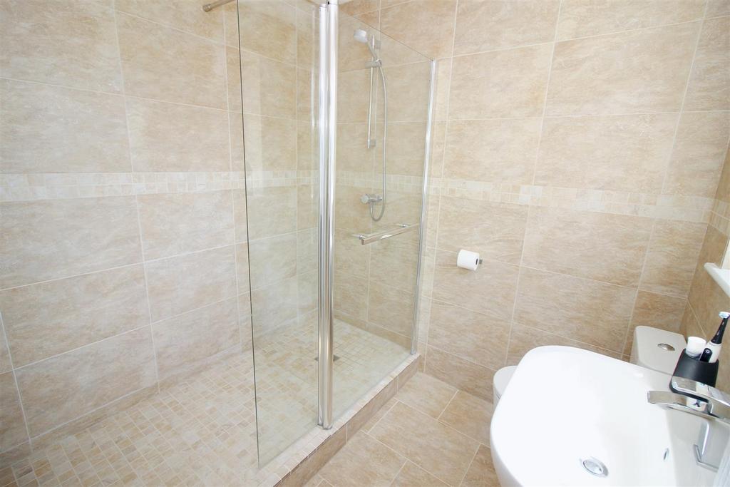 Ensuite (1).jpeg