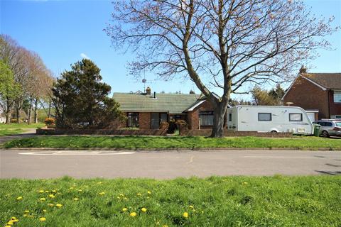 49 School Road, Upper Beeding, Steyning, BN44 3HY