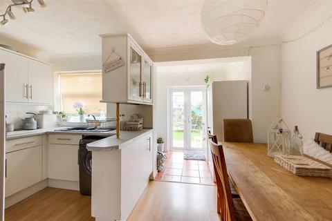 7 Breach Close, Steyning, BN44 3RZ