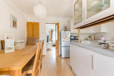 7 Breach Close, Steyning, BN44 3RZ