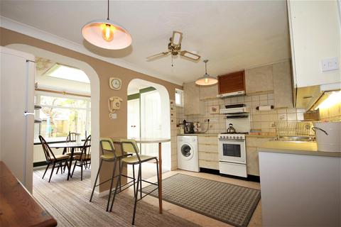 33 School Road, Upper Beeding, Steyning, BN44 3HY