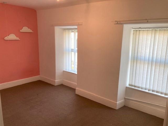 Bedroom .jpg