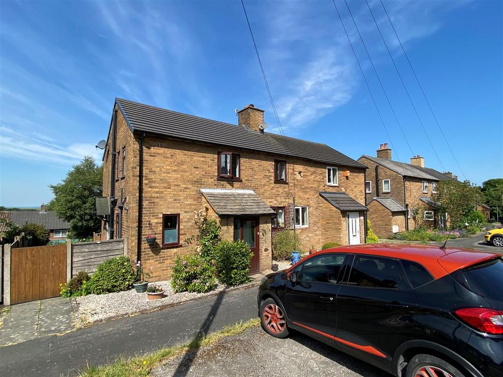 Royal Road, Disley, Stockport 3 bed semidetached house for sale £285,000