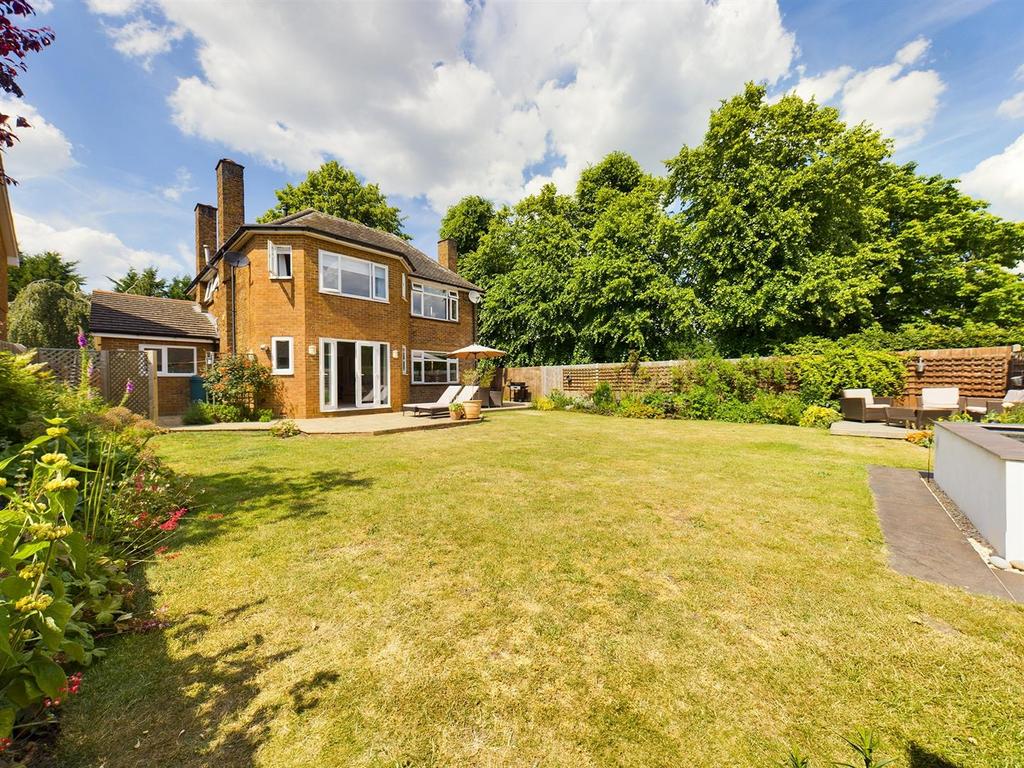 The Green, Beeston, Sandy 4 bed detached house for sale £575,000