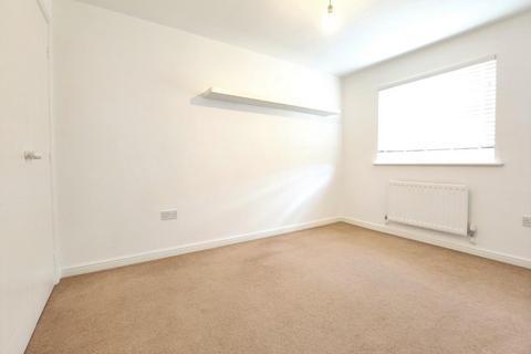 16 Howell Close, Arborfield, Reading, RG2 9QN