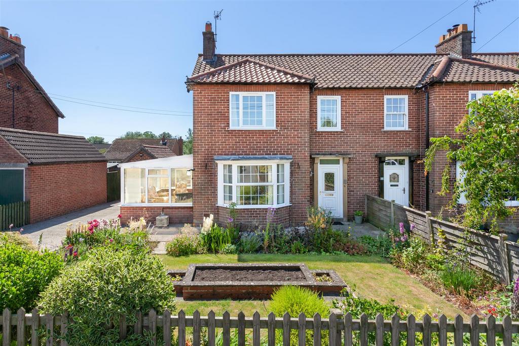 Station Road, Helmsley, York 3 bed house for sale £299,950