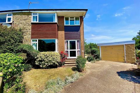27 Boothroyd Drive, Huddersfield, HD4 5QH