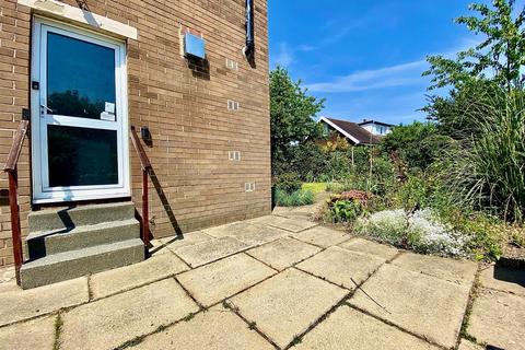 27 Boothroyd Drive, Huddersfield, HD4 5QH