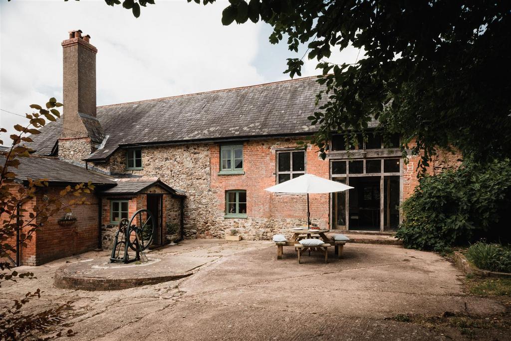 Alfington, Ottery St Mary 4 bed detached house for sale £1,000,000