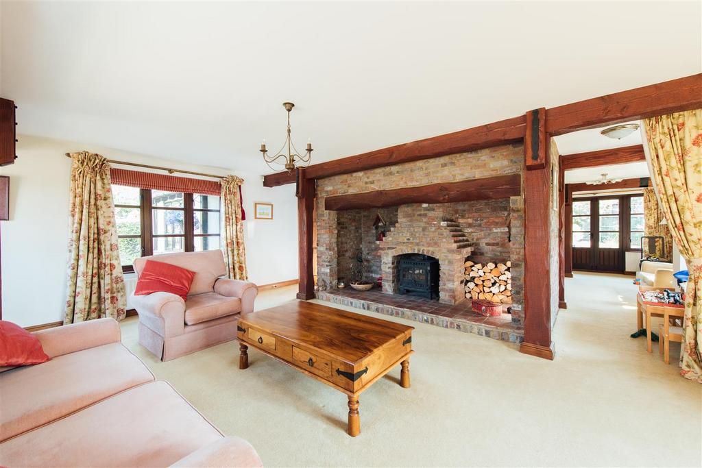 5 The Pastures, Upper Stondon-03.jpg