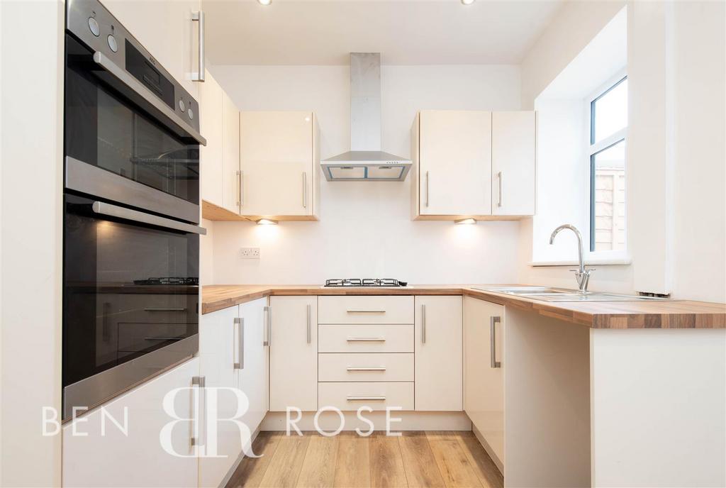 Park Road, Adlington, Chorley 2 bed terraced house for sale £154,995