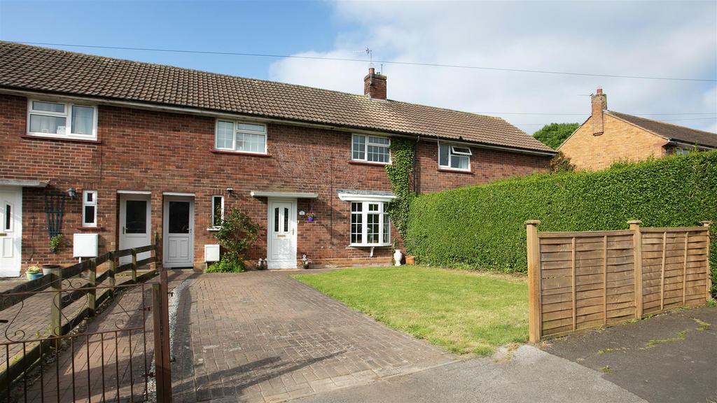 Hoe View Road, Cropwell 3 bed terraced house for sale £220,000