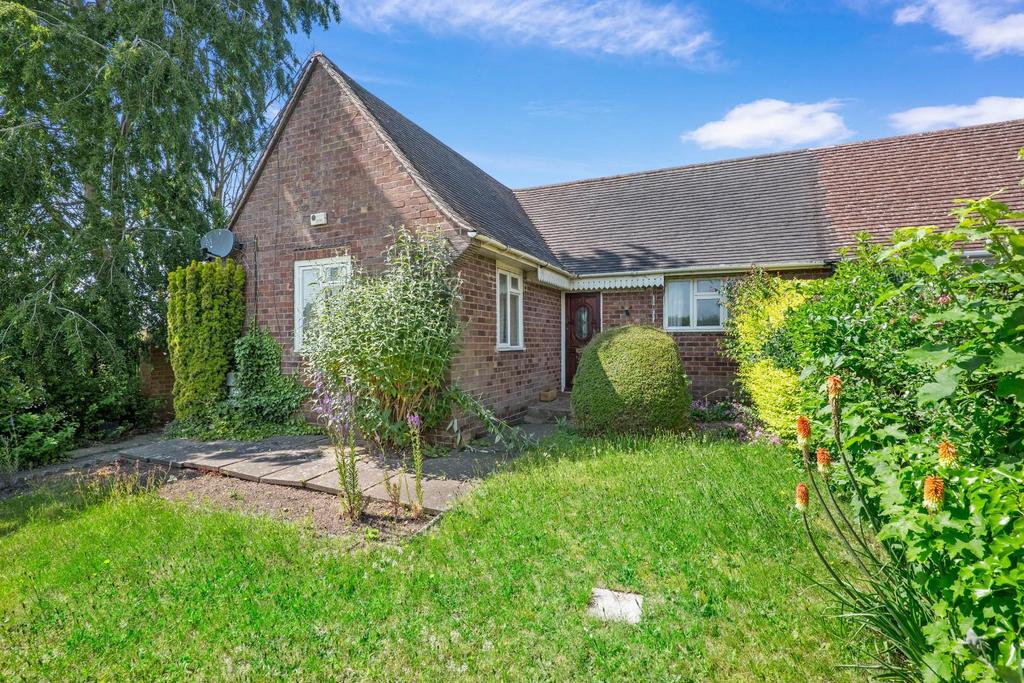 St. Nicholas Road, Radford Semele, Leamington Spa 1 bed semidetached