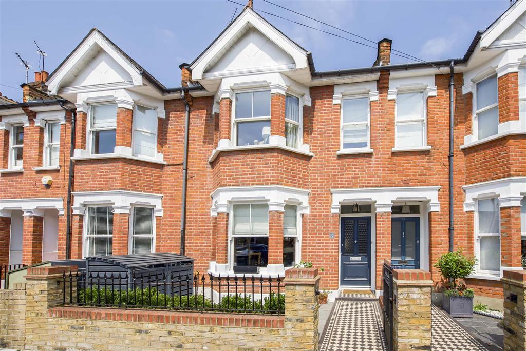 Latham Road, Twickenham 3 bed terraced house for sale £985,000