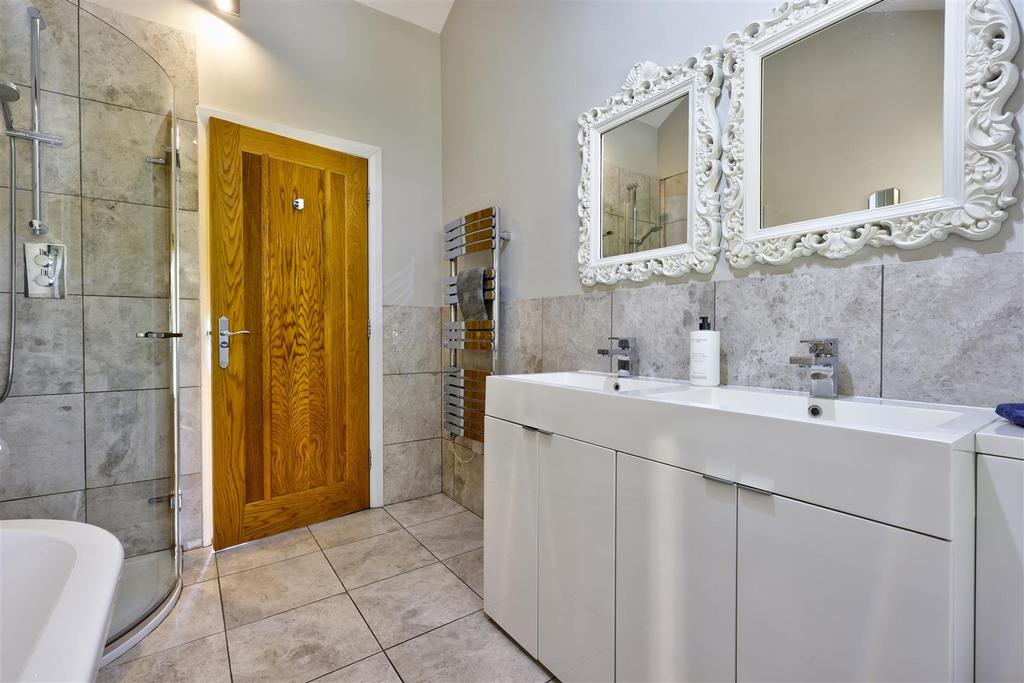 Holiday Let Bathroom