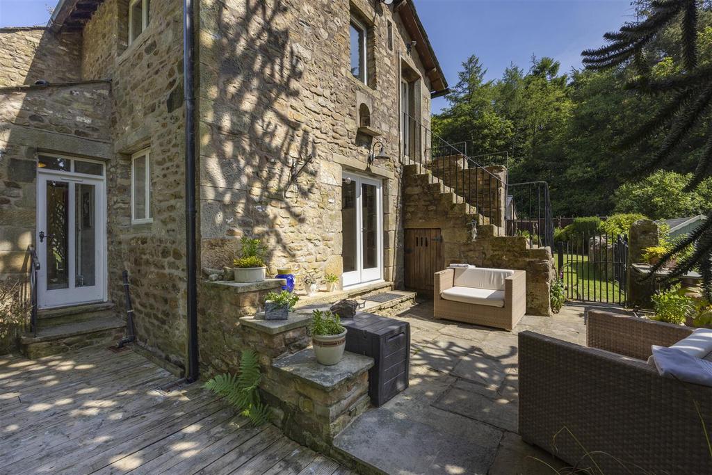Spen House Rear