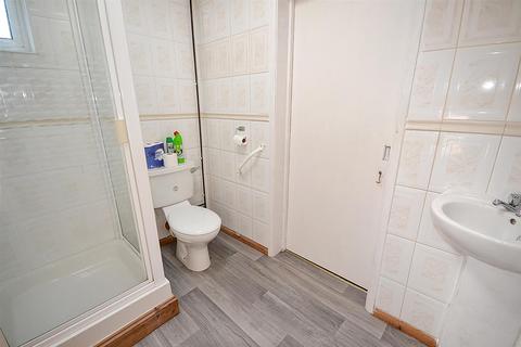 63 Leeway Road, Southwell, NG25 0BZ