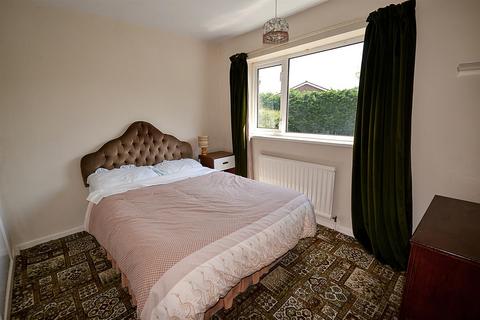 63 Leeway Road, Southwell, NG25 0BZ