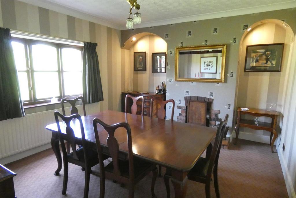 Elegant dining room