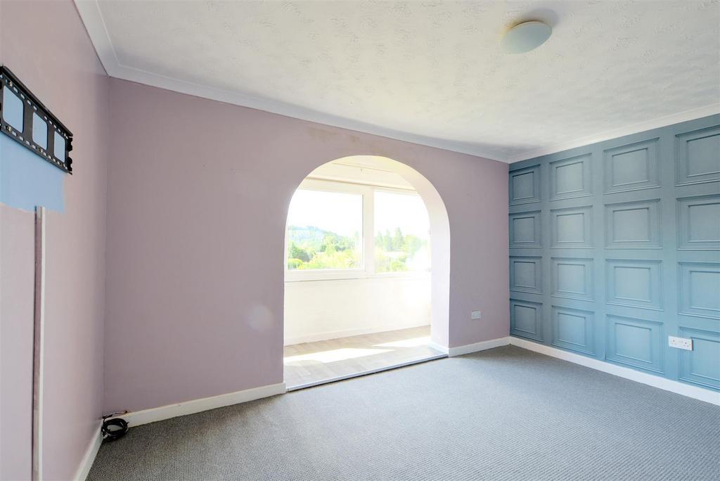 Bedroom 1.jpeg