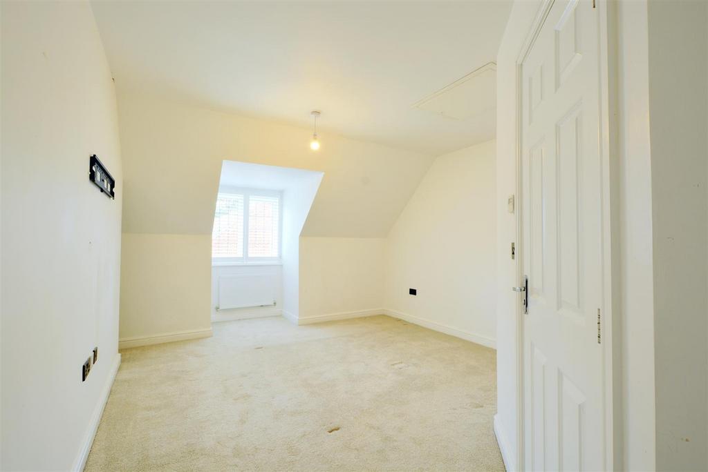 Bedroom 1 1.jpeg