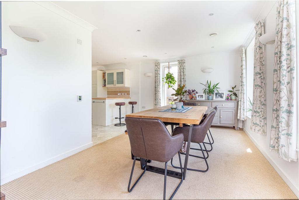 Dining-Room-2.jpg