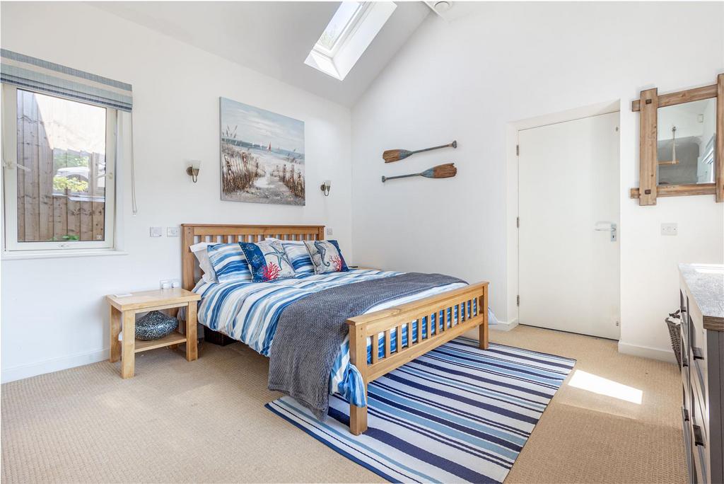 Bedroom-1-2.jpg