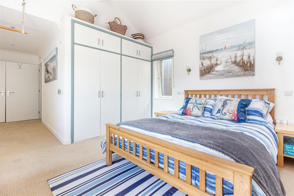 Bedroom-1-3.jpg