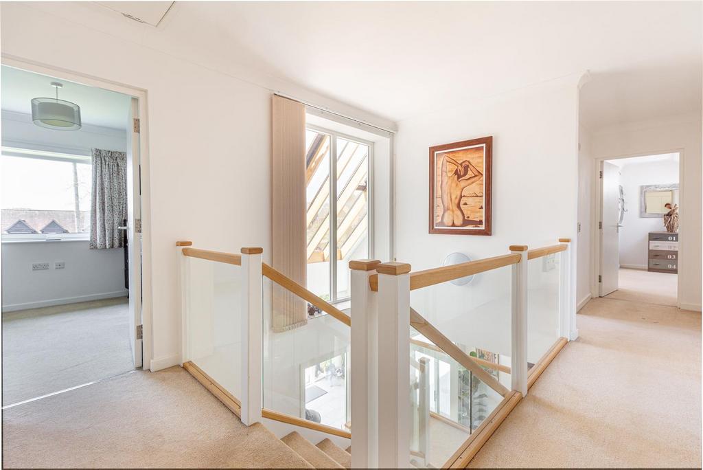 Hallway-2.jpg