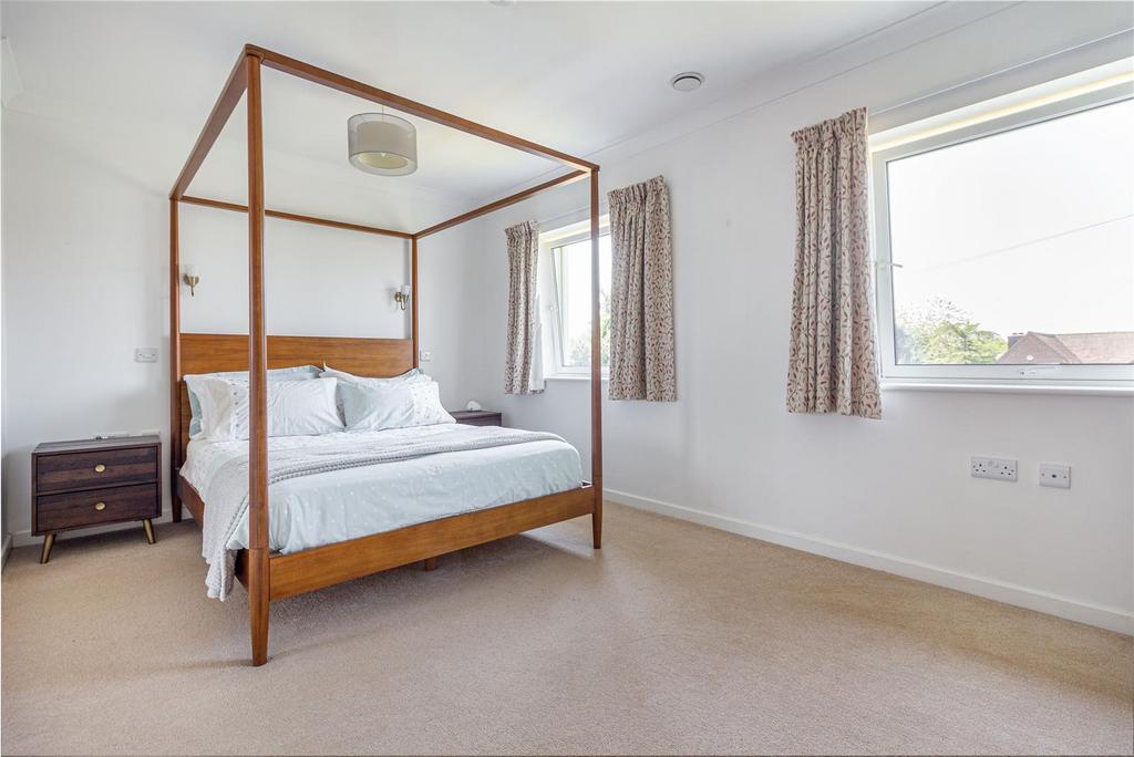 Bedroom-2-2.jpg