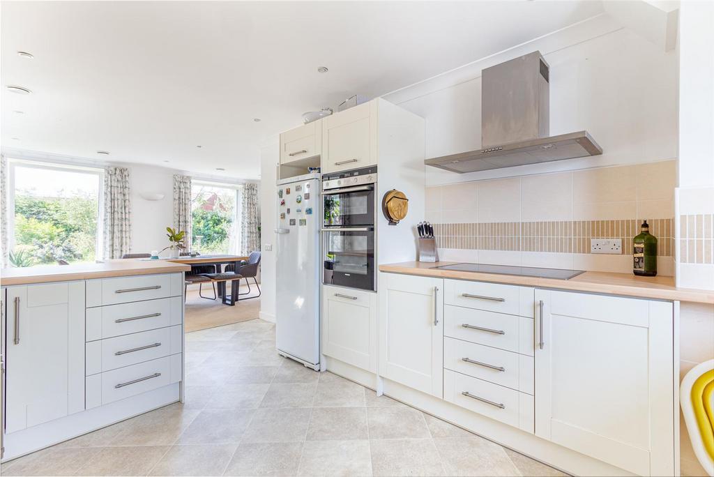 Kitchen-3.jpg