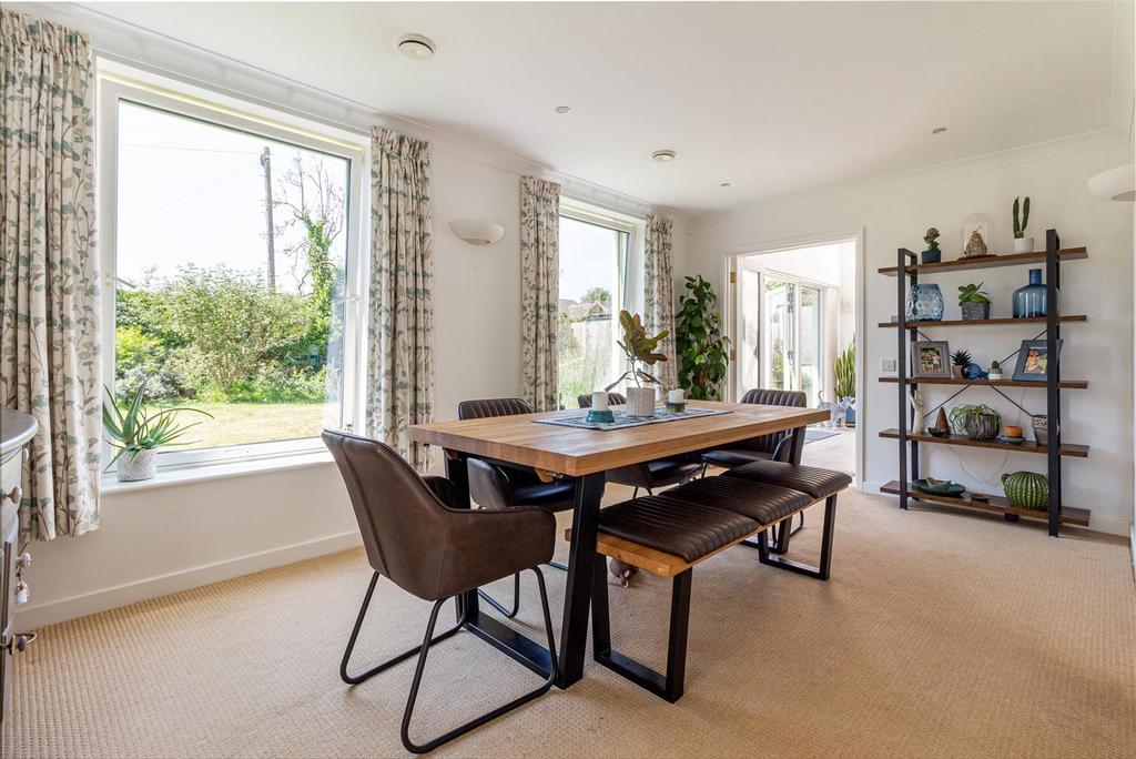 Dining-Room-1.jpg