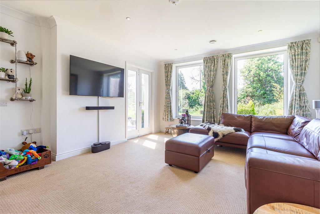 Living-Room-3.jpg