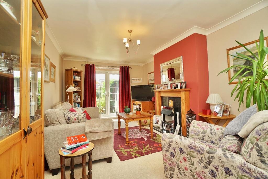 East View, Husthwaite, York, YO61 4QE 3 bed terraced house for sale £
