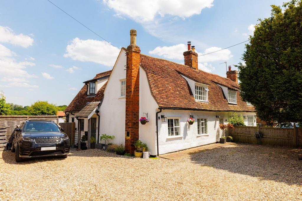 Duck Street, Little Easton, Dunmow 3 bed cottage for sale £550,000