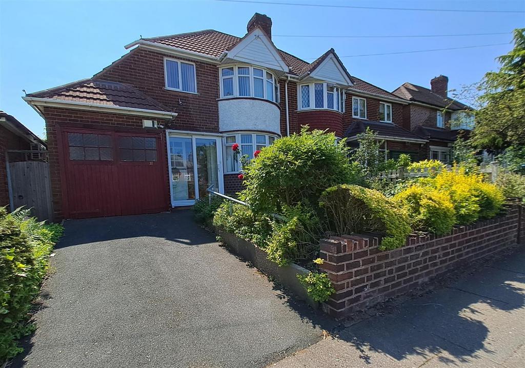 Manor House Lane, Yardley, Birmingham 3 bed semidetached house for