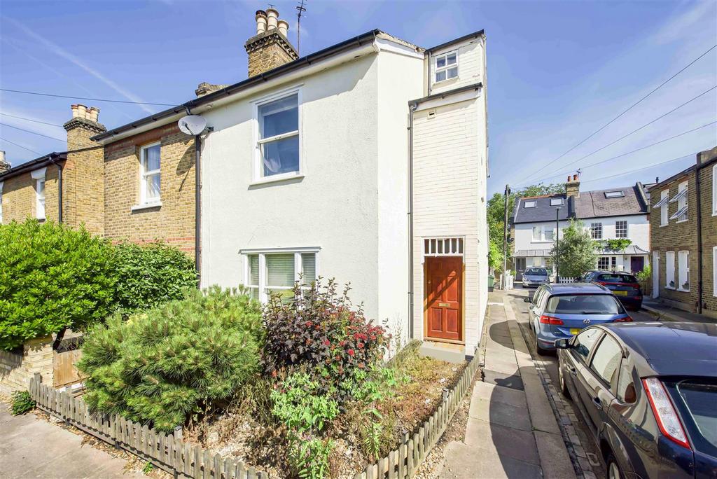 Gomer Gardens, Teddington 3 bed house for sale £899,950